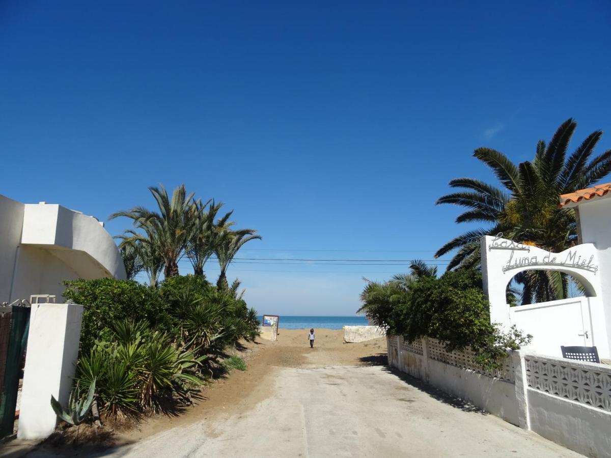 Villa At Seafront With Private Garden-655 デニア エクステリア 写真