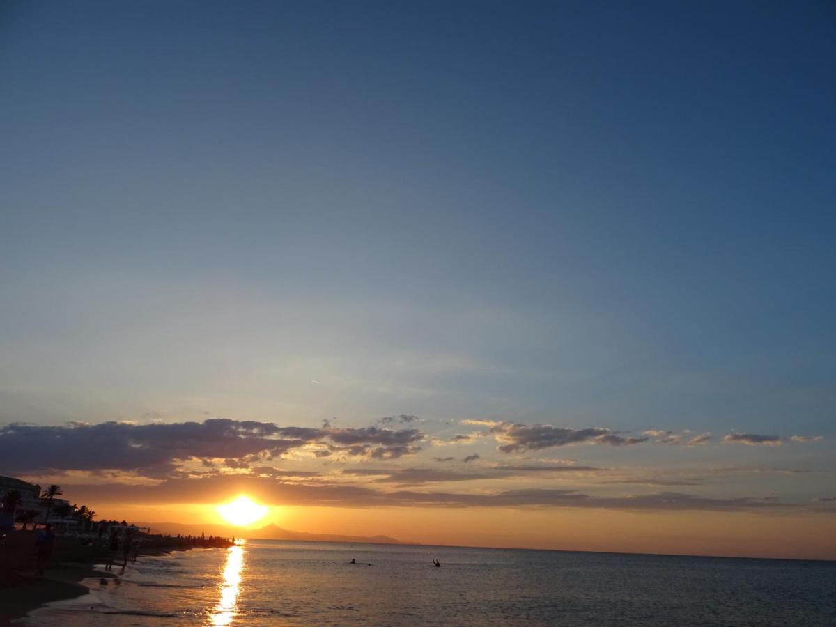 Villa At Seafront With Private Garden-655 デニア エクステリア 写真