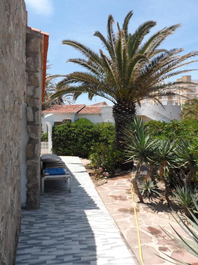 Villa At Seafront With Private Garden-655 デニア エクステリア 写真