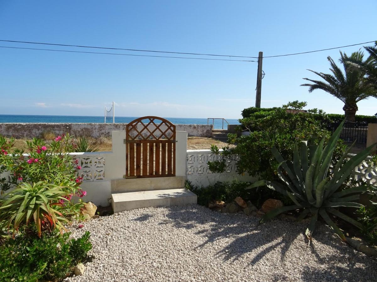 Villa At Seafront With Private Garden-655 デニア エクステリア 写真